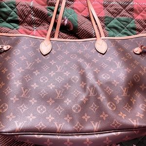 Authentic Louis Vuitton MM never full